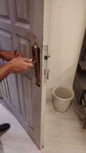 Emergency Door lock Service